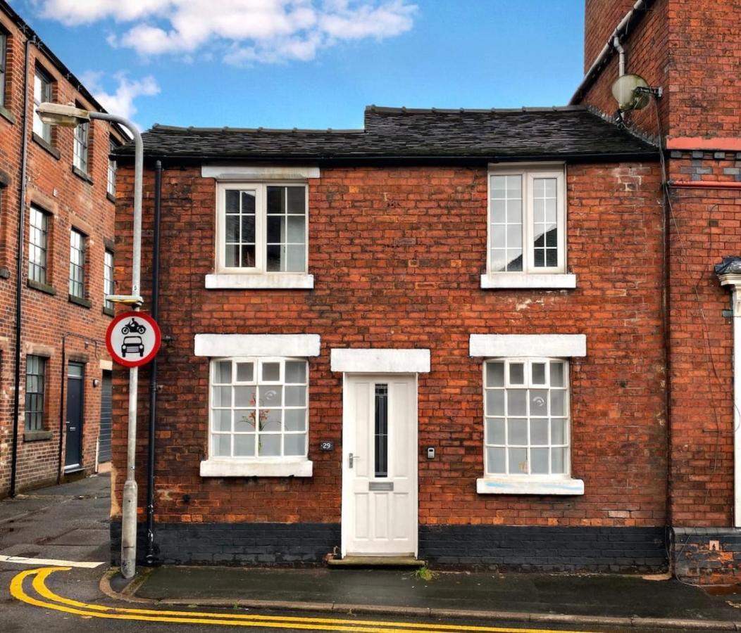 Вилла Cosy House Near The Peak District Лик Экстерьер фото